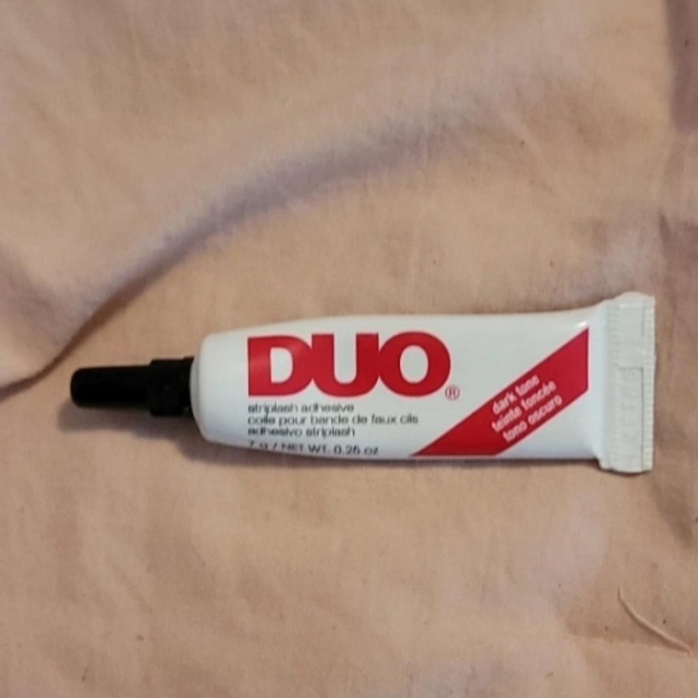 Makeup - Picture 7 of 10